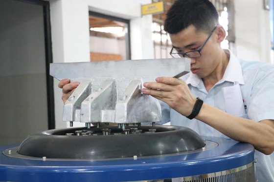 縦の横の電気力学の高周波振動テスター40KN