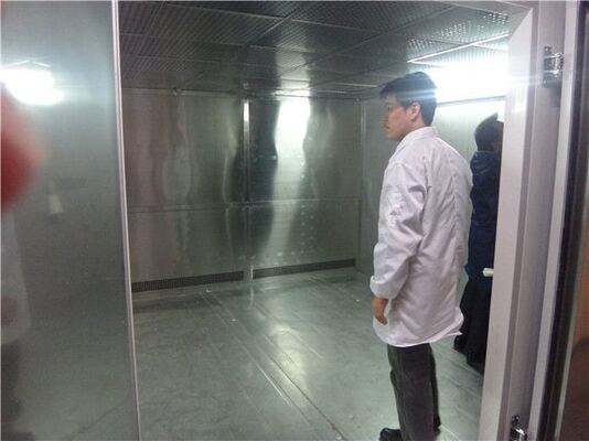 ウォークイン恒温恒湿槽 | 環境シミュレーション用大型温度湿度チャンバー