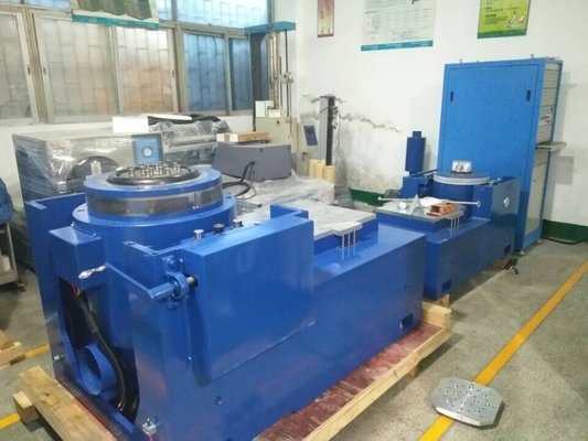 MIL-STD-810Gの振動試験台の正弦4000kg。Fの振動試験機ISO17025の標準