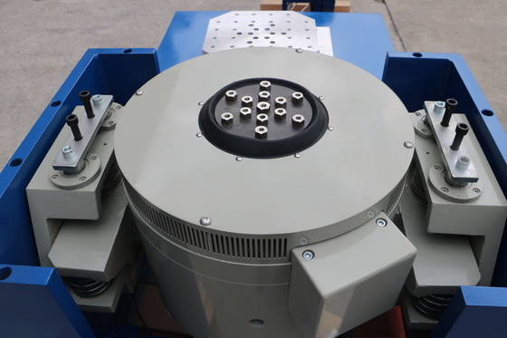 電動振動試験機の大会ミルSTD 810GおよびミルSTD 202H